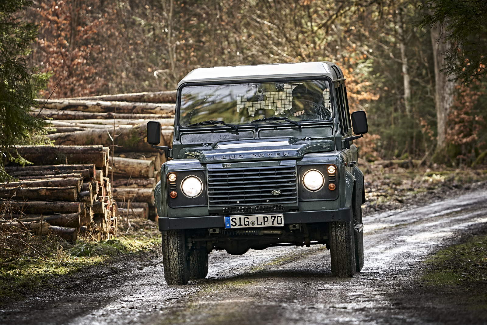 Land Rover Defender